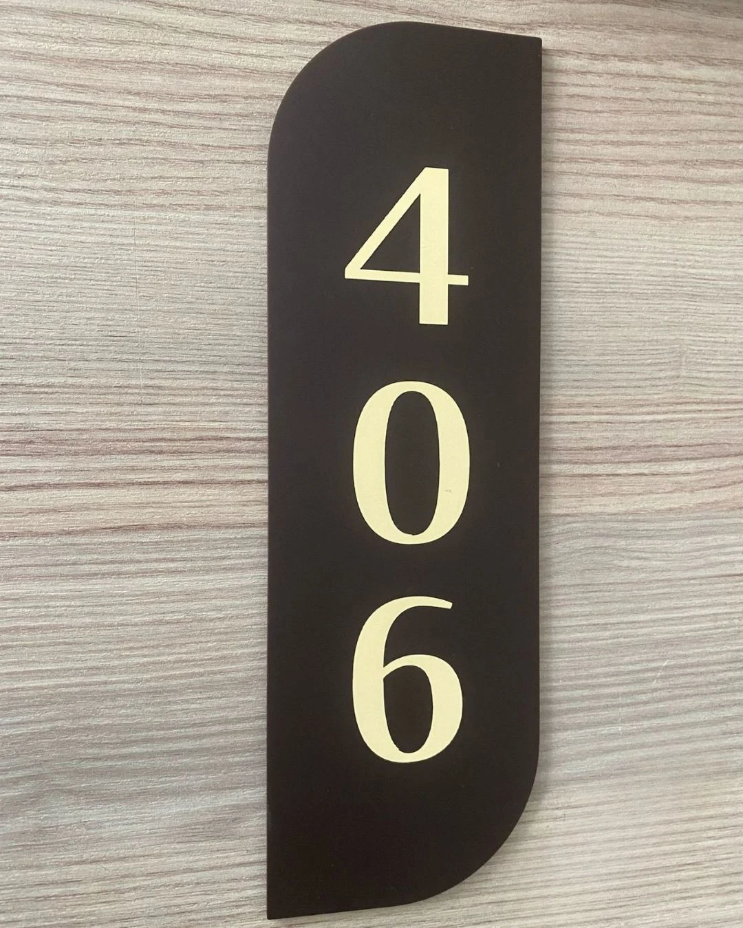Bitter Serisi Dikey Otel Kapı Numarası